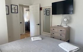 Clearbrooke Gem- Bright Private Bedroom Close To Yyz
